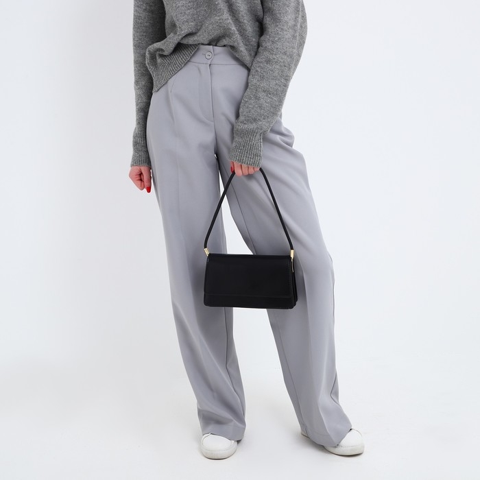 Сумка женская на клапане, 24х13х8 см, цвет чёрный Сумка женская на клапане, 24х13х8 см, цвет чёрный