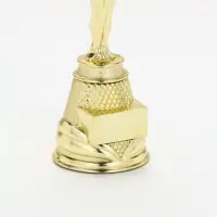 Статуэтка наградная &laquo;Ника&raquo;, пластиковая, 18.5&times;7&times;6 см, цвет золотой