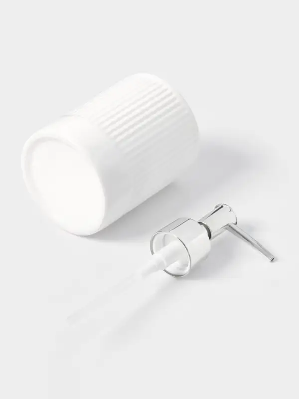 Аксессуары для ванной &laquo;Лина&raquo;, 2 предмета: дозатор для мыла, стакан, белые