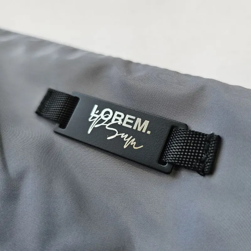 Шильдик металлический Kova, серебристый