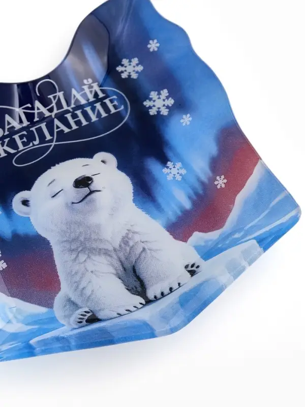 Блюдо новогоднее плоское Мишка&raquo; в форме подарка, 15.1&times;17.3 см