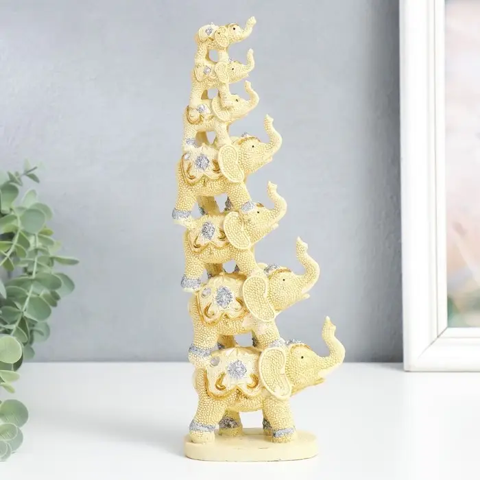 Сувенир полистоун "Семь слонов в пирамиде" бежевый 5,3х10х29 см