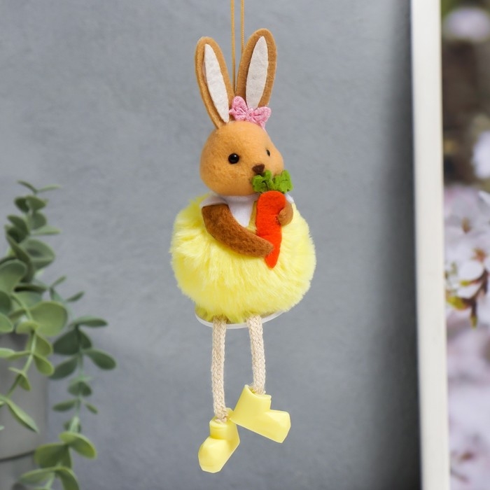 Сувенир Сувенир "Зайчишка в меховой шубке с морковкой" МИКС 6х12 см