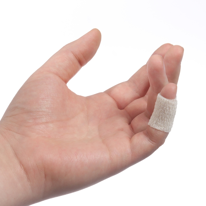 Бинт медицинский когезивный (самофиксирующийся) 2 см * 4,5 м белый Бинт медицинский когезивный (самофиксирующийся) 2 см * 4,5 м белый