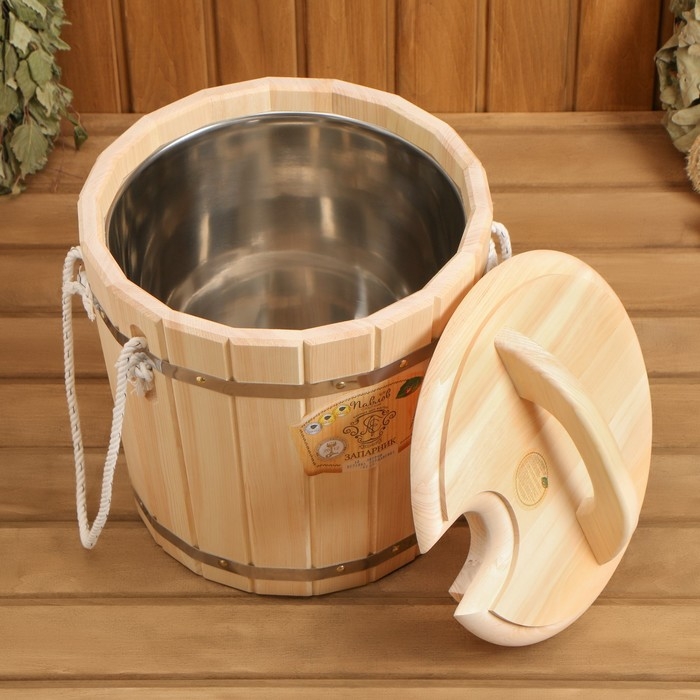 Запарник из кедра с крышкой, 15 л, нержавеющая вставка Запарник из кедра с крышкой, 15 л, нержавеющая вставка