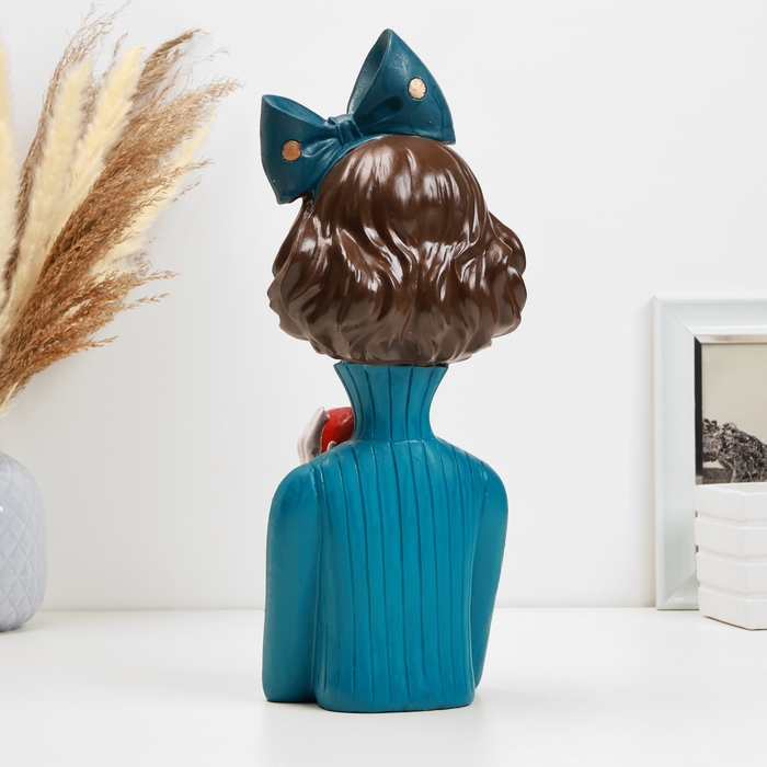 Фигура  Фигура "Девочка с яблоком" 14х14х37см