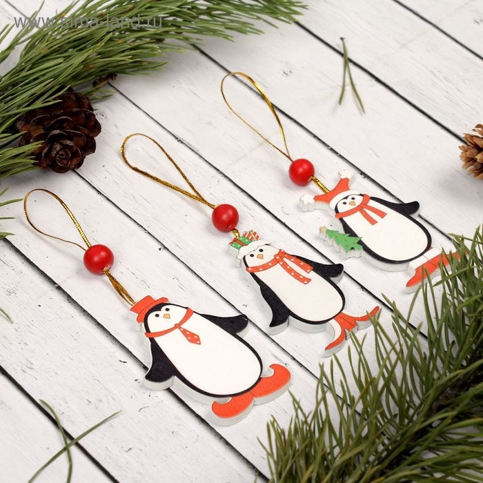 Подвеска новогодняя «Пингвинчики в шапочках», рисунок с одной стороны, МИКС Подвеска новогодняя «Пингвинчики в шапочках», рисунок с одной стороны, МИКС