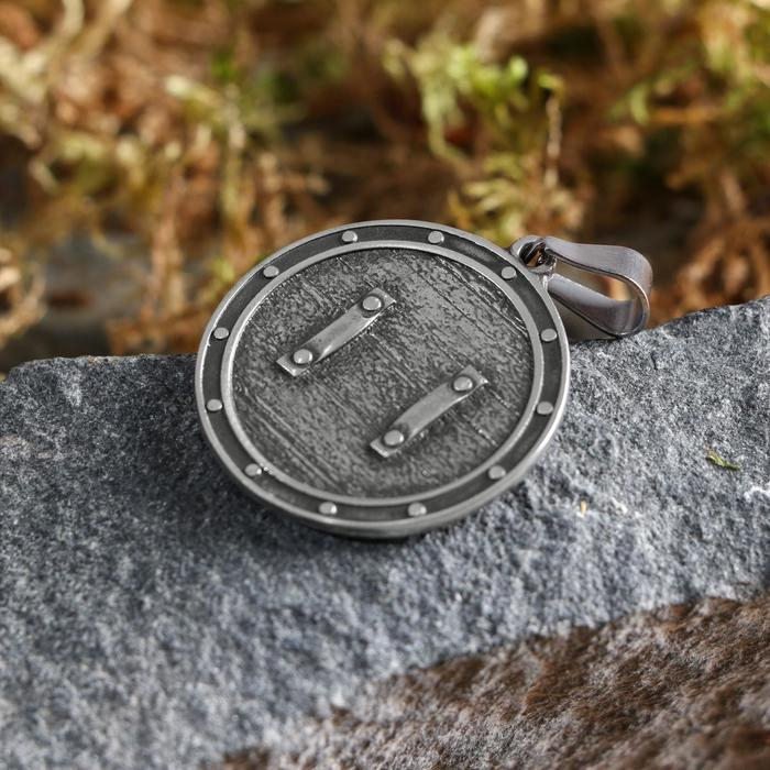 Оберег "Крест непобедимости, шлем ужаса", щит на обороте, металл пьютер, художественное лить