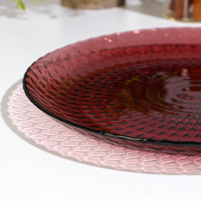 Тарелка плоская стеклянная «Идиллия», d=25 см, цвет лилак Тарелка плоская стеклянная «Идиллия», d=25 см, цвет лилак