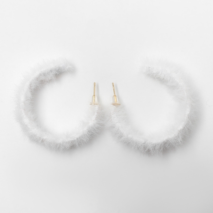 Новый год! Серьги-кольца «Новогодние» пушистый, цвет белый в золоте Новый год! Серьги-кольца «Новогодние» пушистый, цвет белый в золоте