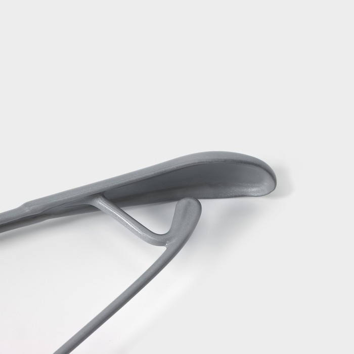 Плечики - вешалка для одежды Доляна, 44×20 см, широкие плечики, антискользящее покрытие, цвет серый Плечики - вешалка для одежды Доляна, 44×20 см, широкие плечики, антискользящее покрытие, цвет серый