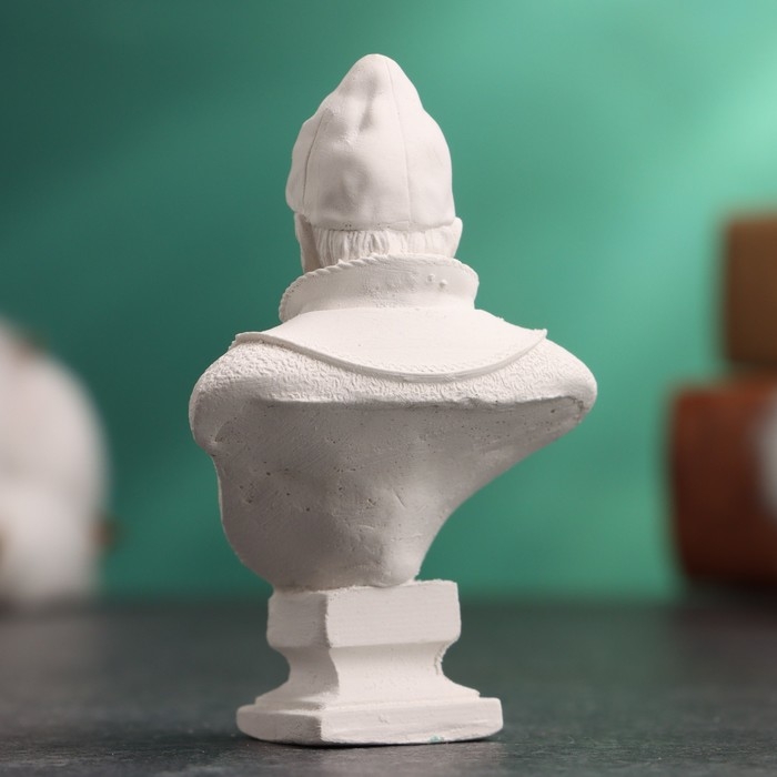 Бюст  Бюст "Царь Иван Грозный" белый, 4х2,5х6,5см