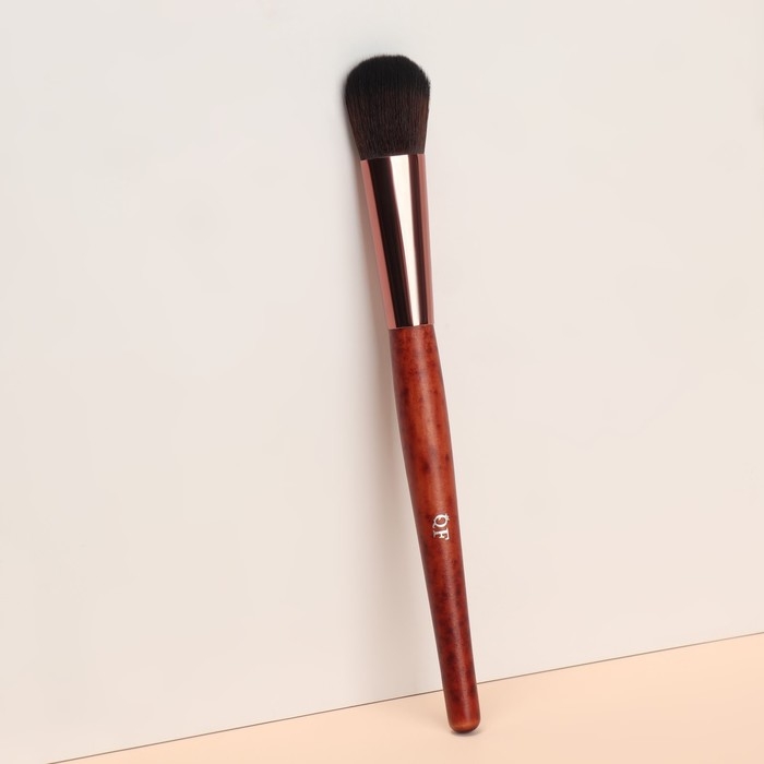 Кисть для макияжа «Brush WOOD», 18 (± 1) см, цвет коричневый Кисть для макияжа «Brush WOOD», 18 (± 1) см, цвет коричневый