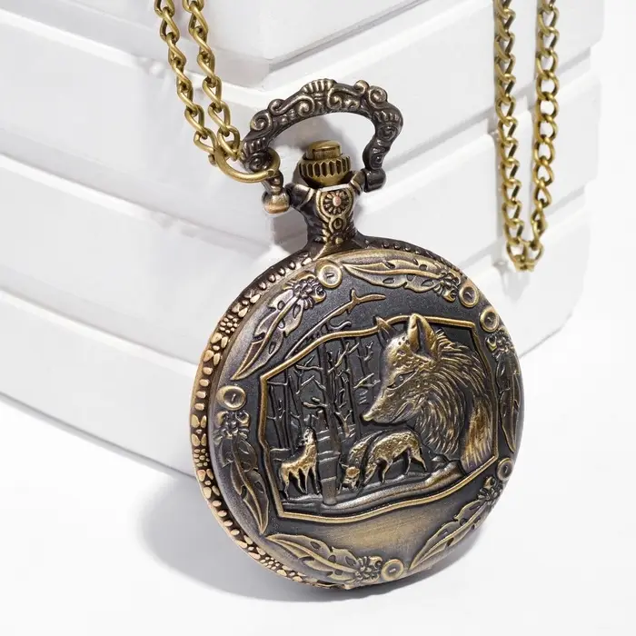 Часы карманные &laquo;Волк&raquo;, кварцевые, цепочка l-40 см, d=4.5 см