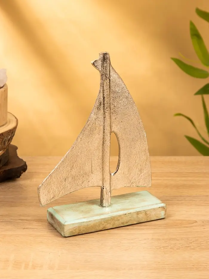 Сувенир "Парусник" 6х17х24 см, алюминий, дерево Сувенир "Парусник" 6х17х24 см, алюминий, дерево
