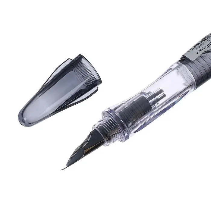 Ручка перьевая Pilot PLUMIX NEON, узел 0.58 мм, чёрный корпус Ручка перьевая Pilot PLUMIX NEON, узел 0.58 мм, чёрный корпус