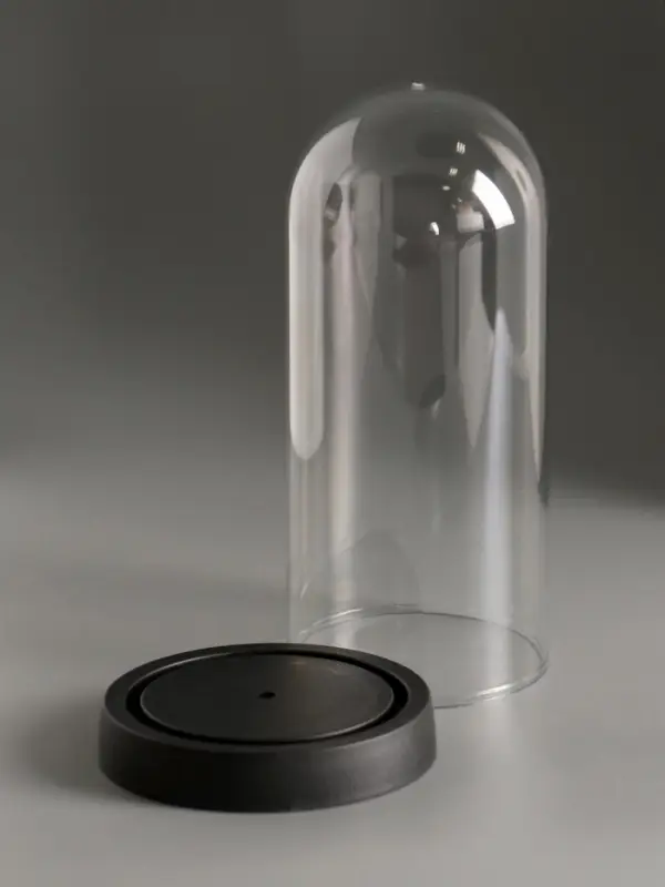 Купол-клош на подставке пластик 10,8х10,8х21,5 см Купол-клош на подставке пластик 10,8х10,8х21,5 см