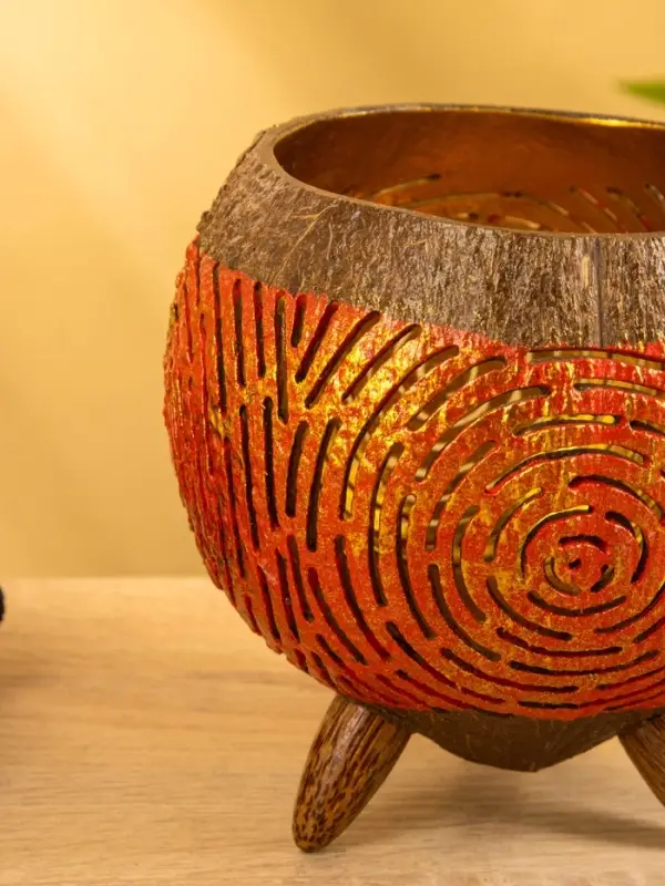 Подсвечник из кокоса, 15×15×13 см, красный