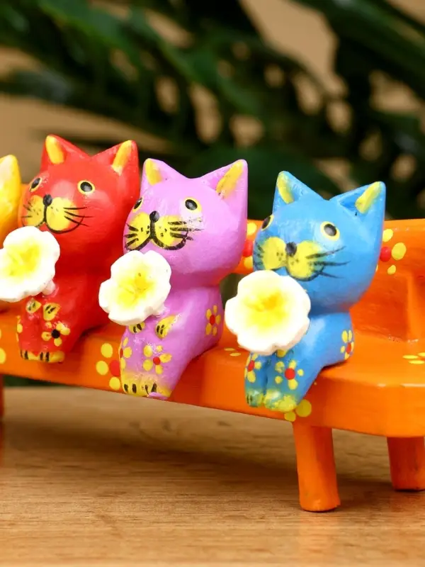 Сувенир "Котята на скамейке" дерево 19х8х6 см, цв. оранжевый