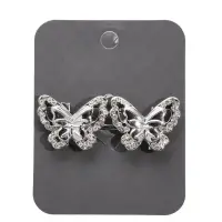Зажим для кардигана "Ажур", бабочка, искра, цвет белый в серебре Зажим для кардигана "Ажур", бабочка, искра, цвет белый в серебре