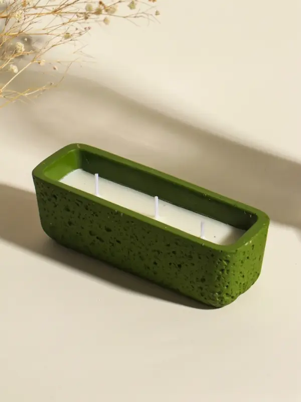Свеча в вулканическом подсвечнике "Ящик" 3 хлопковых фитиля, зелёная 5,2х15х4,7 см