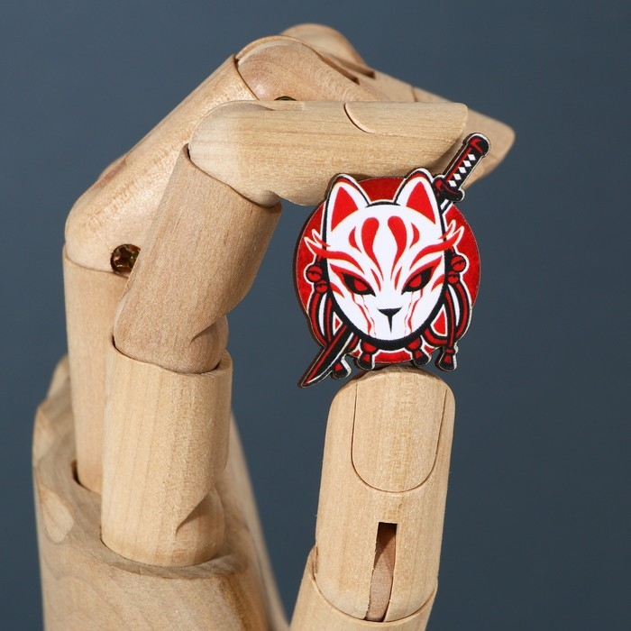 Значок деревянный «Кицунэ», аниме, 2,9 х 3,3 см Значок деревянный «Кицунэ», аниме, 2,9 х 3,3 см