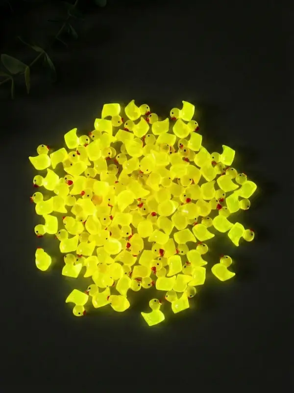 Сувенир полистоун флюоресцентный Сувенир полистоун флюоресцентный "Уточки" набор 100 шт 1,5х1,5 см