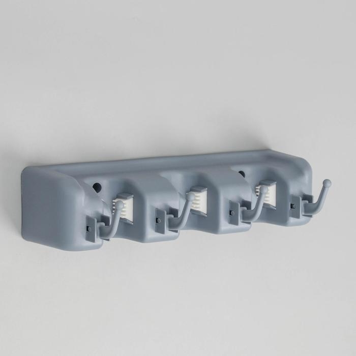 Держатель для уборочного инвентаря с крючками, 26×6×9 см, цвет МИКС Держатель для уборочного инвентаря с крючками, 26×6×9 см, цвет МИКС