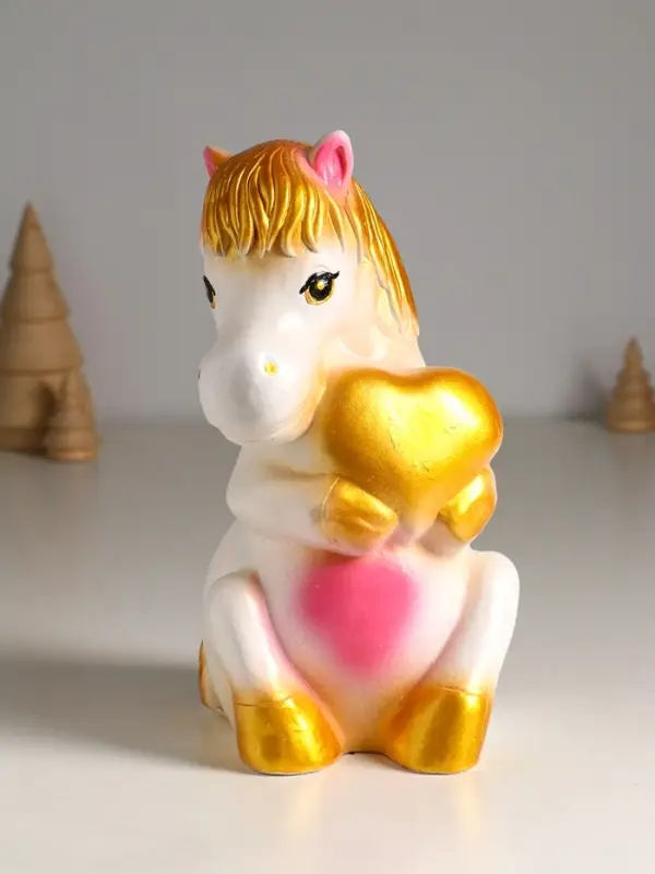 Копилка Копилка "Лошадь с сердцем" 23 см, белый с золотом