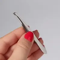 Пинцет скошенный, узкий, 8.5 см