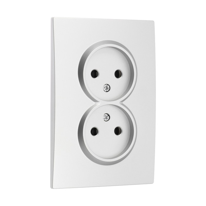 Розетка двухместная TOT Elegant, 10 А, скрытая, без з/к, серебристая Розетка двухместная TOT Elegant, 10 А, скрытая, без з/к, серебристая