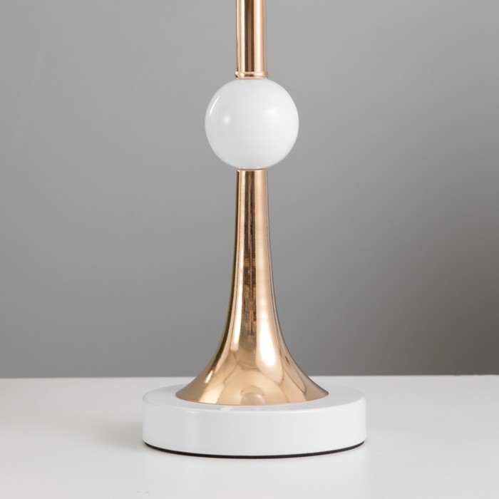 Настольная лампа Настольная лампа "Глафира" Е27 40Вт бело-золотой 25х25х43 см