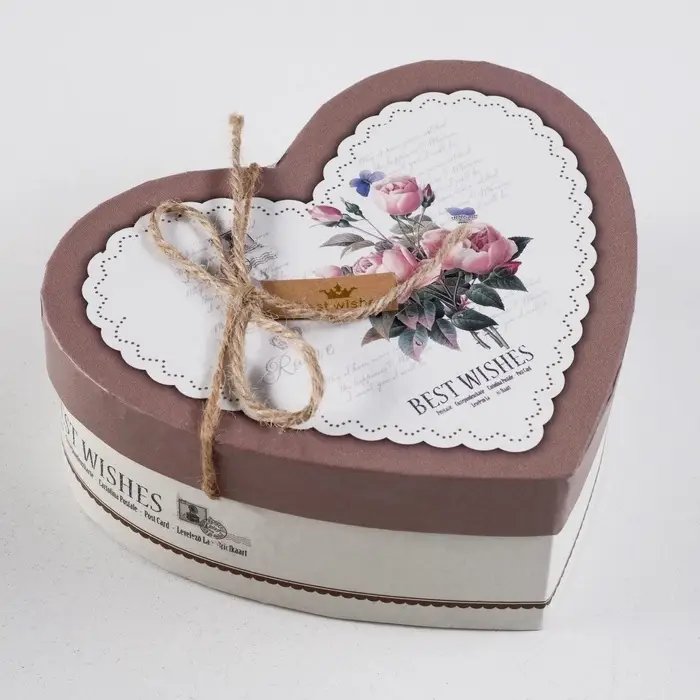 Набор подарочных коробок сердце 3 в 1, &laquo;Пионы&raquo; коричневый, 21&times;19&times;9 - 15.5&times;14&times;6 см