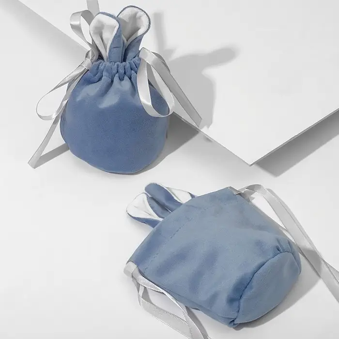 Мешочек бархатный «Зайчик», 11×12.5 см, голубой Мешочек бархатный «Зайчик», 11×12.5 см, голубой