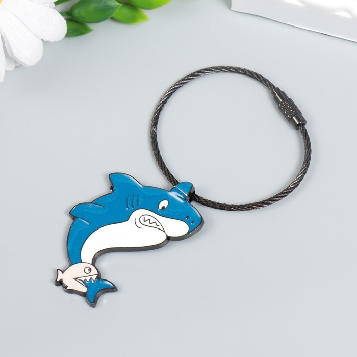 Брелок металл на тросе Брелок металл на тросе "Акула с рыбкой" эмаль 5,2х4,1 см