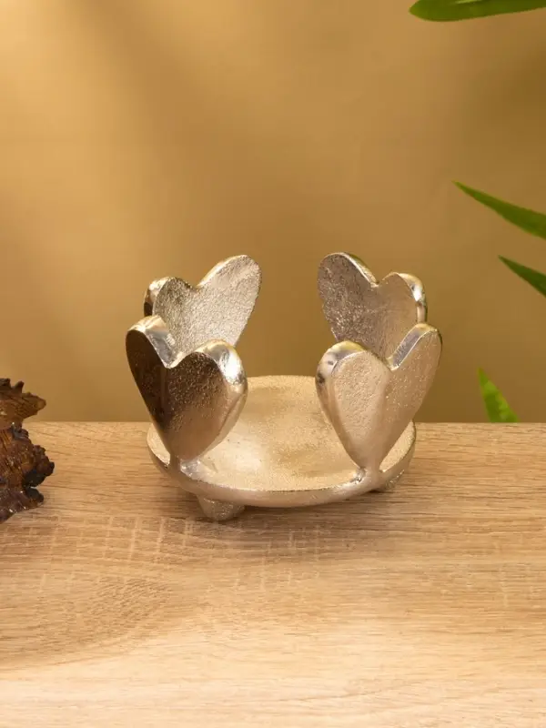 Подсвечник со стеклом &laquo;Сердце&raquo;, 10&times;10&times;10 см, алюминий