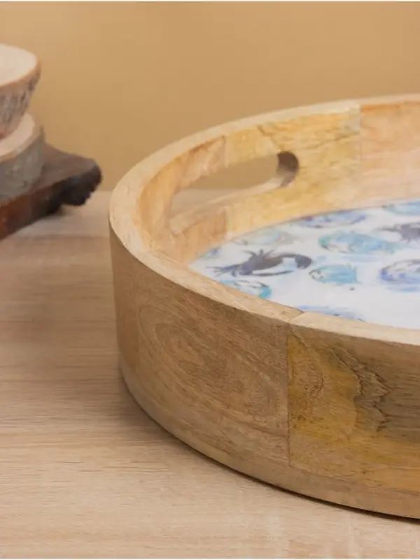 Поднос круглый с бортиками &laquo;Крабы&raquo;, 35&times;35&times;6.5 см, дерево манго