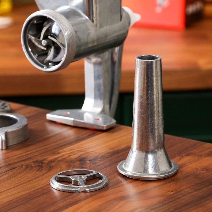 Насадка на мясорубку, для колбасы, алюминиевая Насадка на мясорубку, для колбасы, алюминиевая