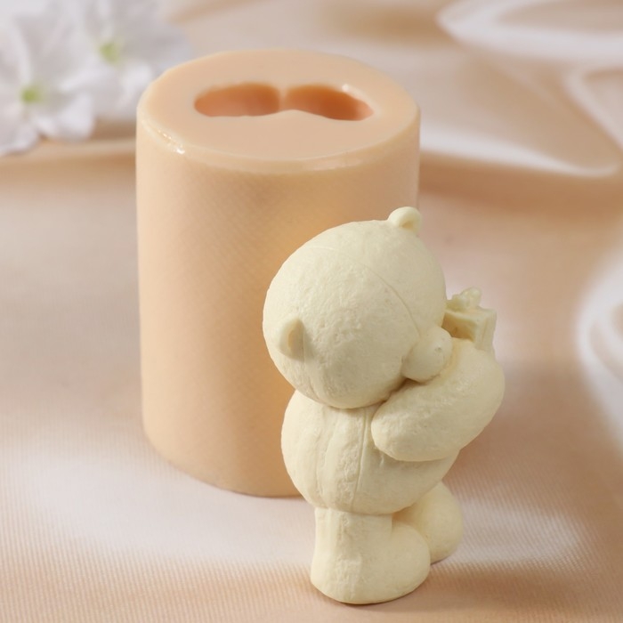 Молд силиконовый Молд силиконовый "Мишка с подарком" Силикон 8х5,5х5 см