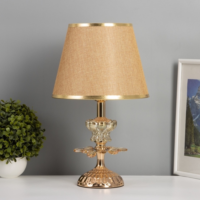 Лампа настольная Лампа настольная "Архат" 1х40Вт Е27+подсветка LED 5Вт золото 25х25х39,5см