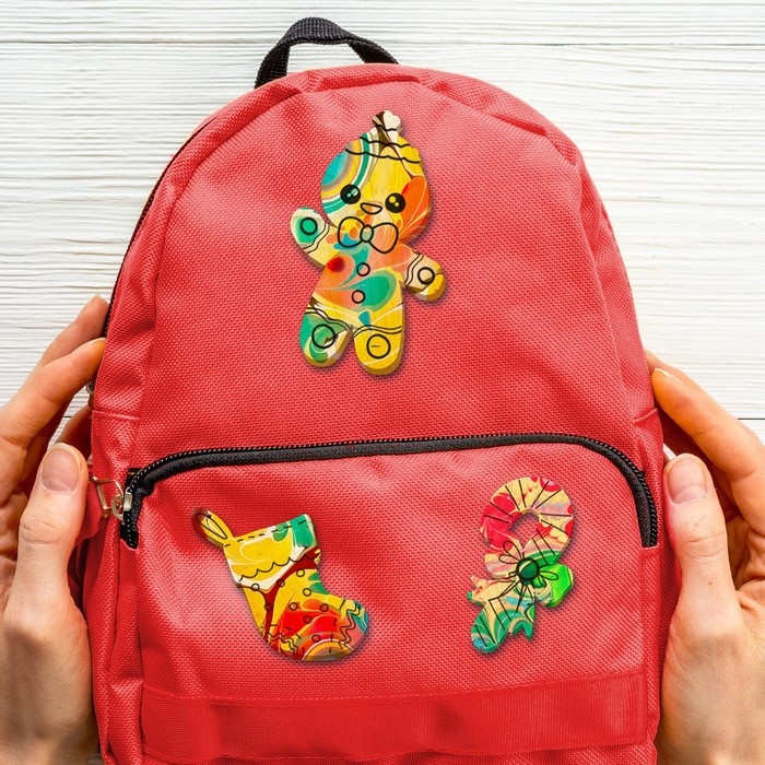 Набор для творчества «Рисуем в технике эбру. Значки из дерева: Новый год» Набор для творчества «Рисуем в технике эбру. Значки из дерева: Новый год»