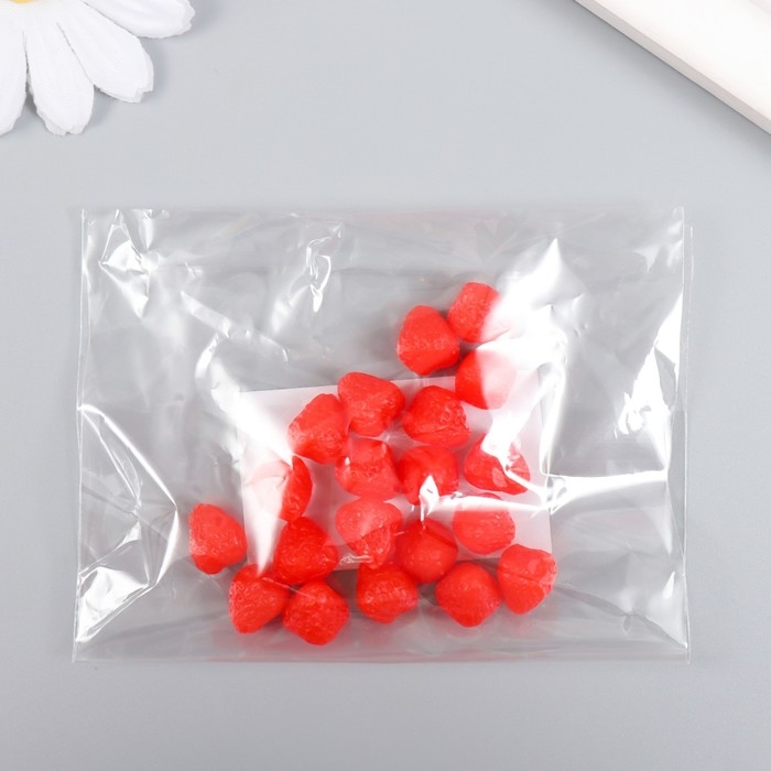 Декор для творчества PVC Декор для творчества PVC "Ягода клубника" набор 20 шт 1х1х0,6 см