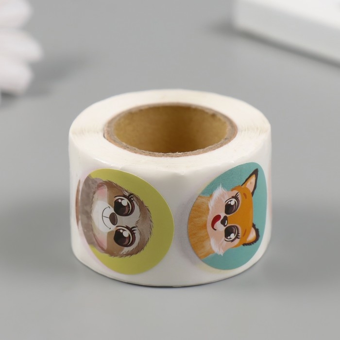 Наклейка бумага Наклейка бумага "Зверята" d=2,5 см 252 шт в рулоне