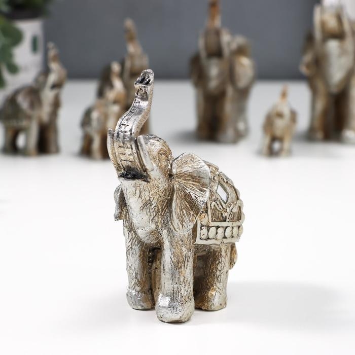 Сувенир полистоун Сувенир полистоун "Слоны серебристая попона" набор 7 шт h=12; 10,5; 9,5; 8; 7; 6; 5 см