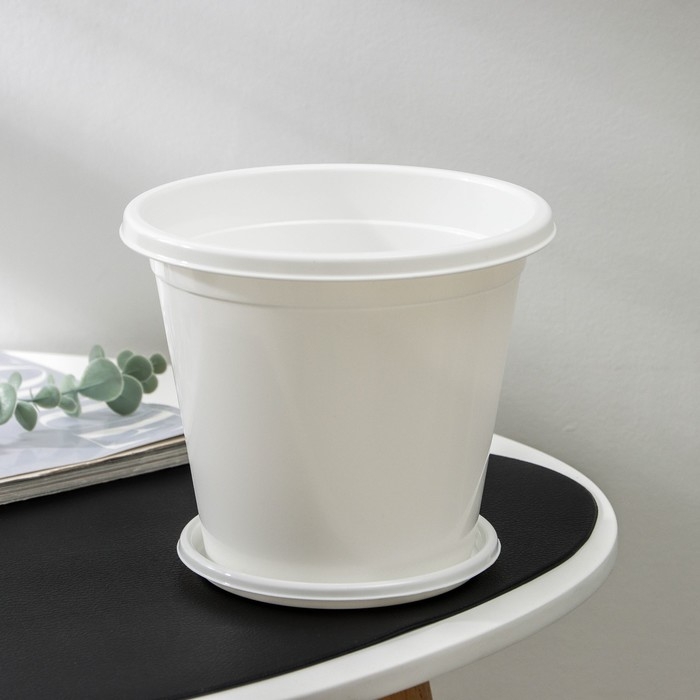 Горшок для цветов с поддоном «Эконом», 2 л, пластиковый, цвет белый Горшок для цветов с поддоном «Эконом», 2 л, пластиковый, цвет белый