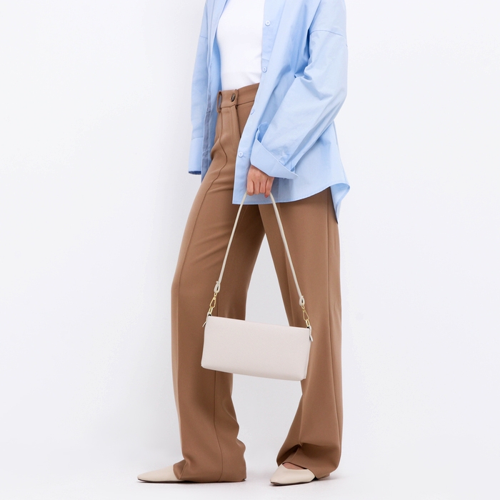 Сумка женская кросс-боди на молнии, цвет молочный Сумка женская кросс-боди на молнии, цвет молочный