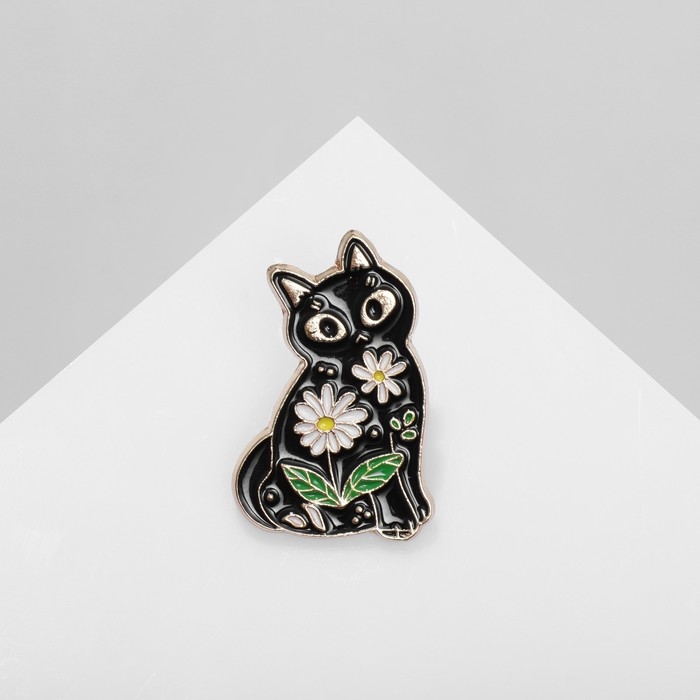 Значок «Кошка» с ромашками, цвет чёрный в золоте Значок «Кошка» с ромашками, цвет чёрный в золоте