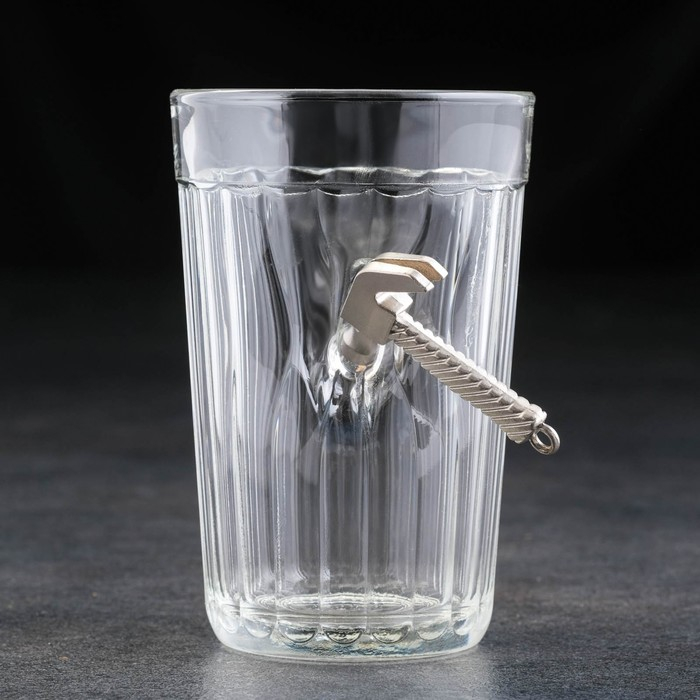 Стакан Стакан "Непробиваемый", с молотком, граненый, 250 мл