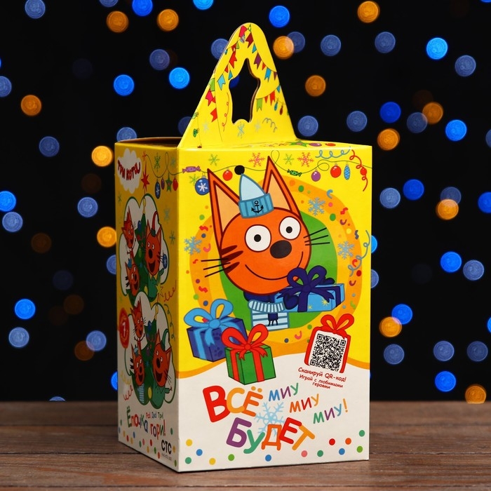 Новый год. Коробка подарочная складная Новый год. Коробка подарочная складная "Три кота" 11 х 11 х 17,2 см.