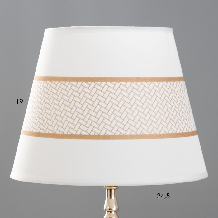 Настольная лампа Настольная лампа "Лолла" Е27 40Вт бело-золотой 25х25х41 см RISALUX